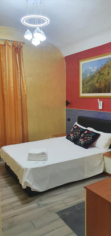 Beking Rome Hotel Room photo
